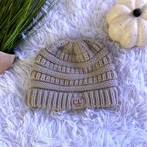 C.C. KIDS cream colored winter hat beanie with opening for ponytail knit